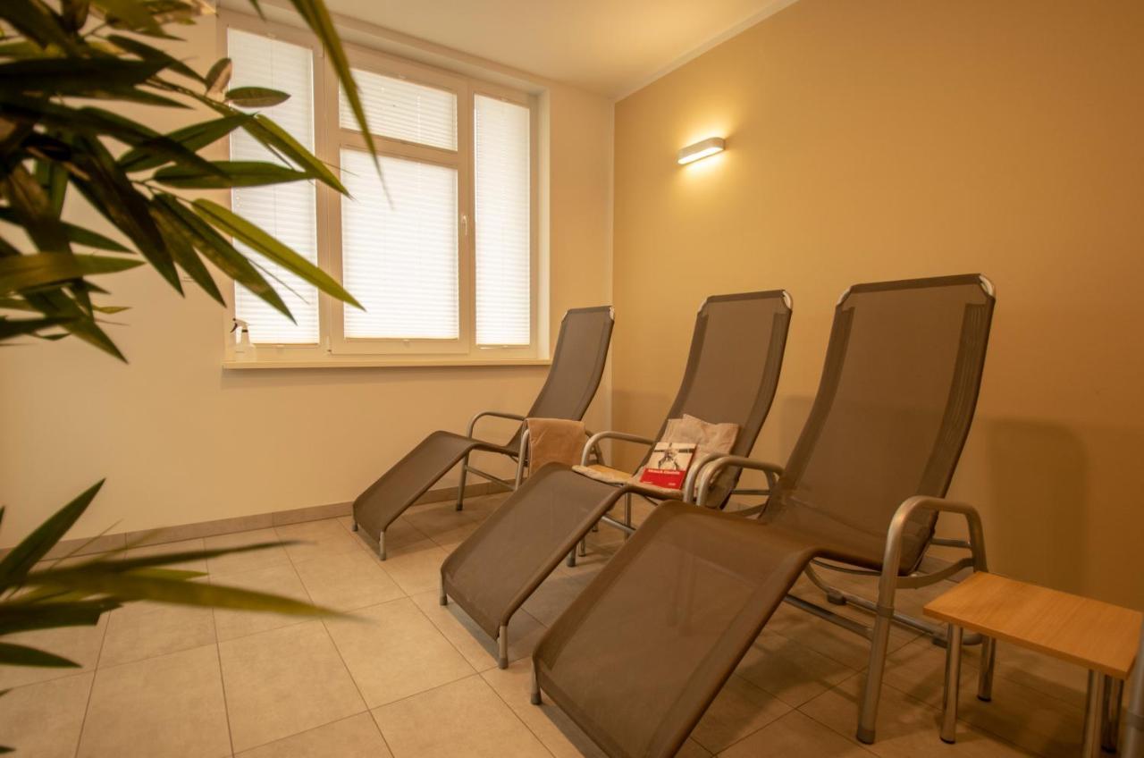 Albert-Inn-Glowe - Barrierefrei & 3 Schlafzimmer & Coworking & Strandkorb-Saisonal & Sauna Im Haus & Fahrraeder Extérieur photo