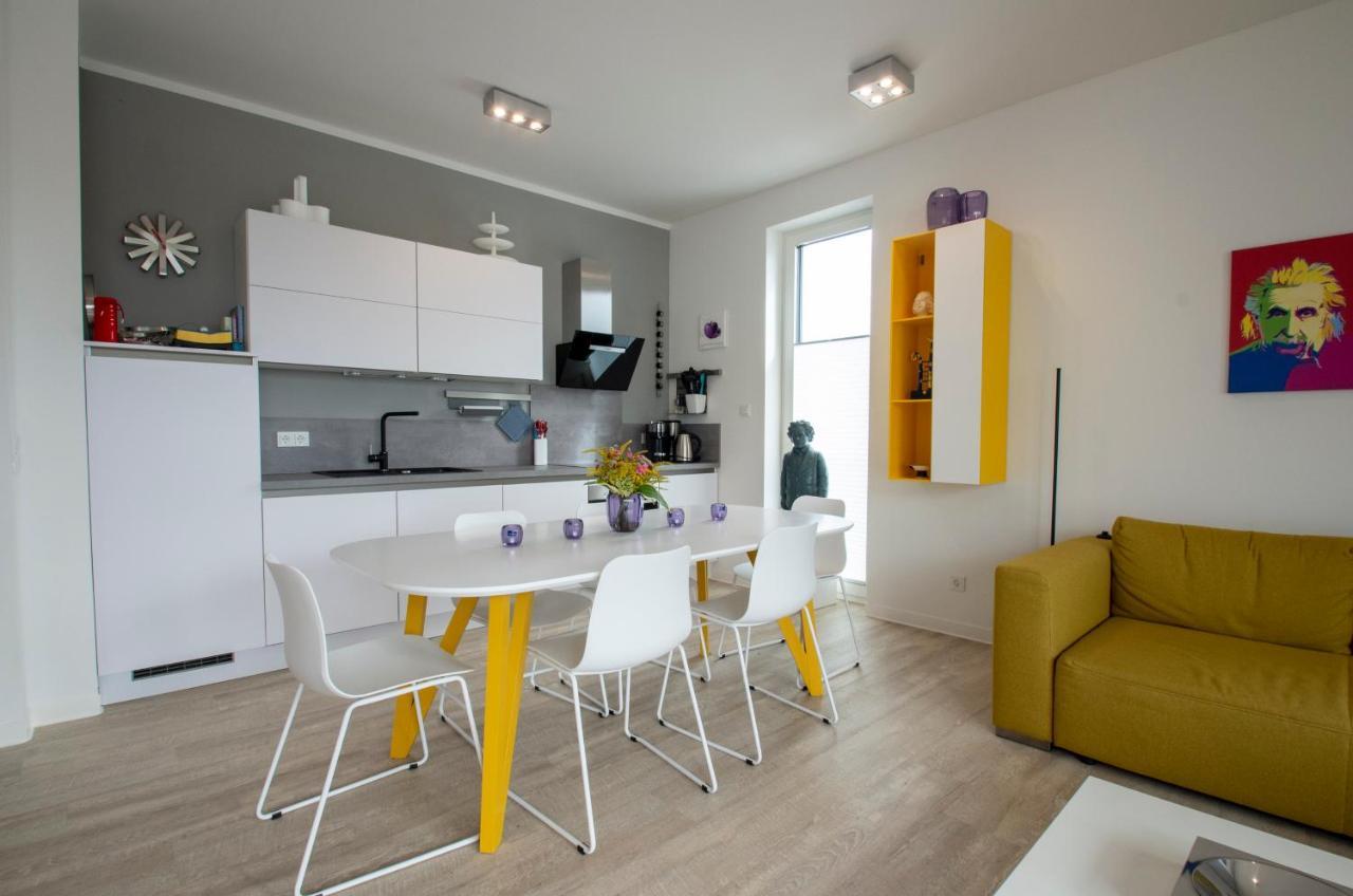 Albert-Inn-Glowe - Barrierefrei & 3 Schlafzimmer & Coworking & Strandkorb-Saisonal & Sauna Im Haus & Fahrraeder Extérieur photo